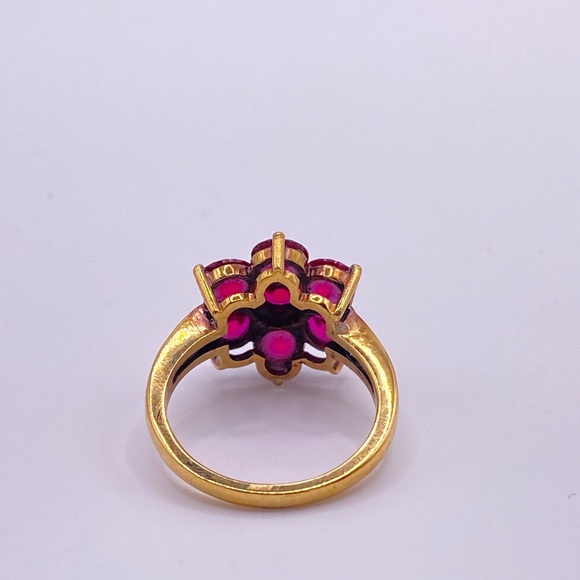 Floral Garnet Ring, GbD, Size 7 - Picture 2 of 4